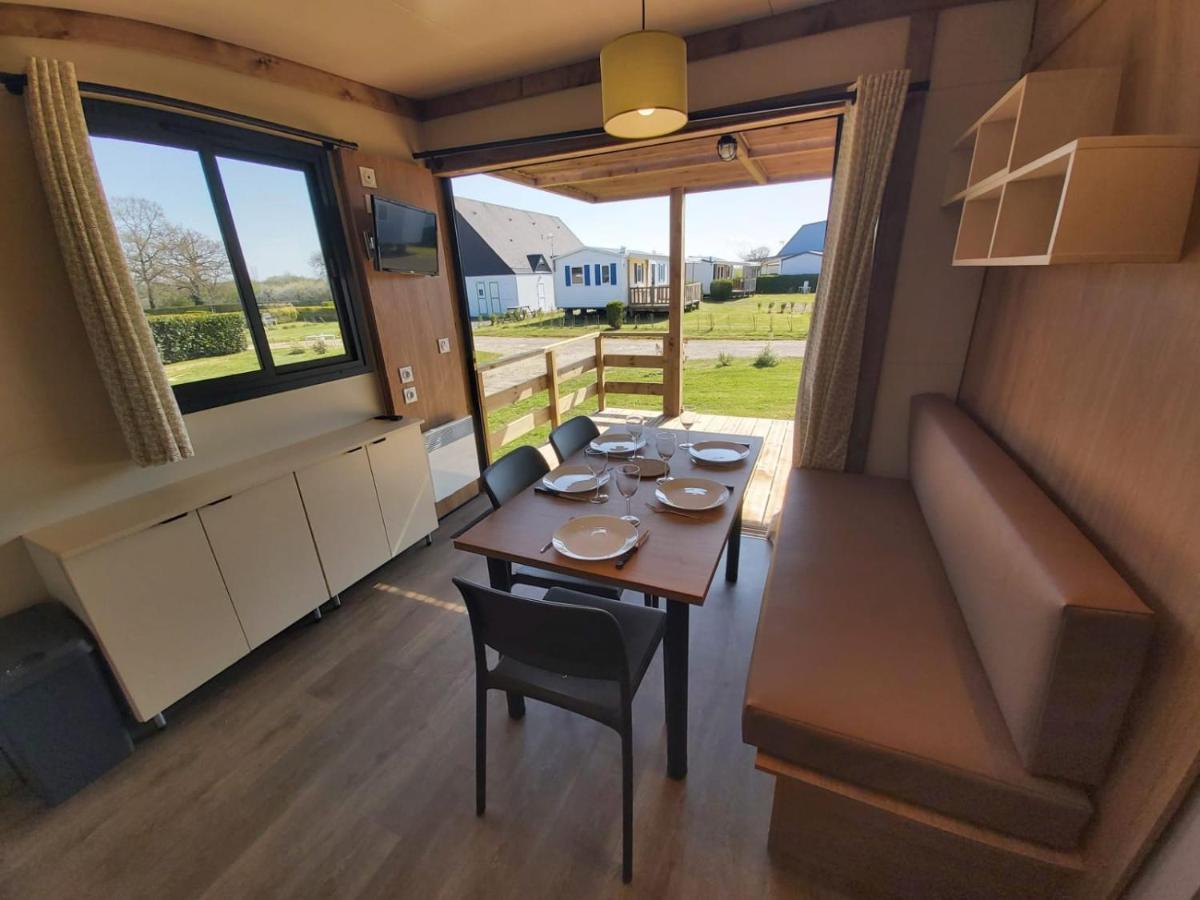 Camping Sainte Mere Eglise エクステリア 写真