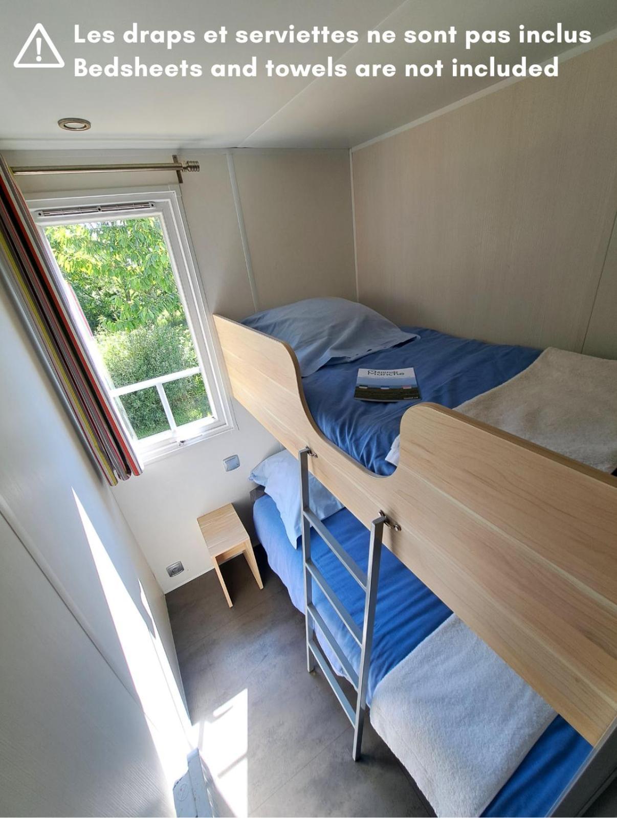 Camping Sainte Mere Eglise エクステリア 写真
