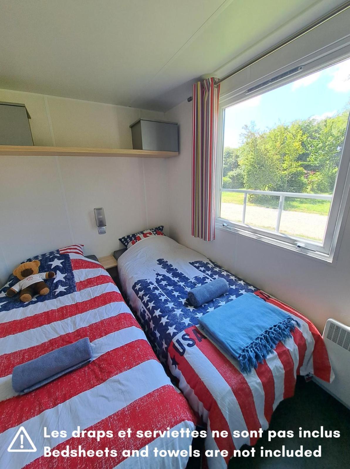 Camping Sainte Mere Eglise エクステリア 写真