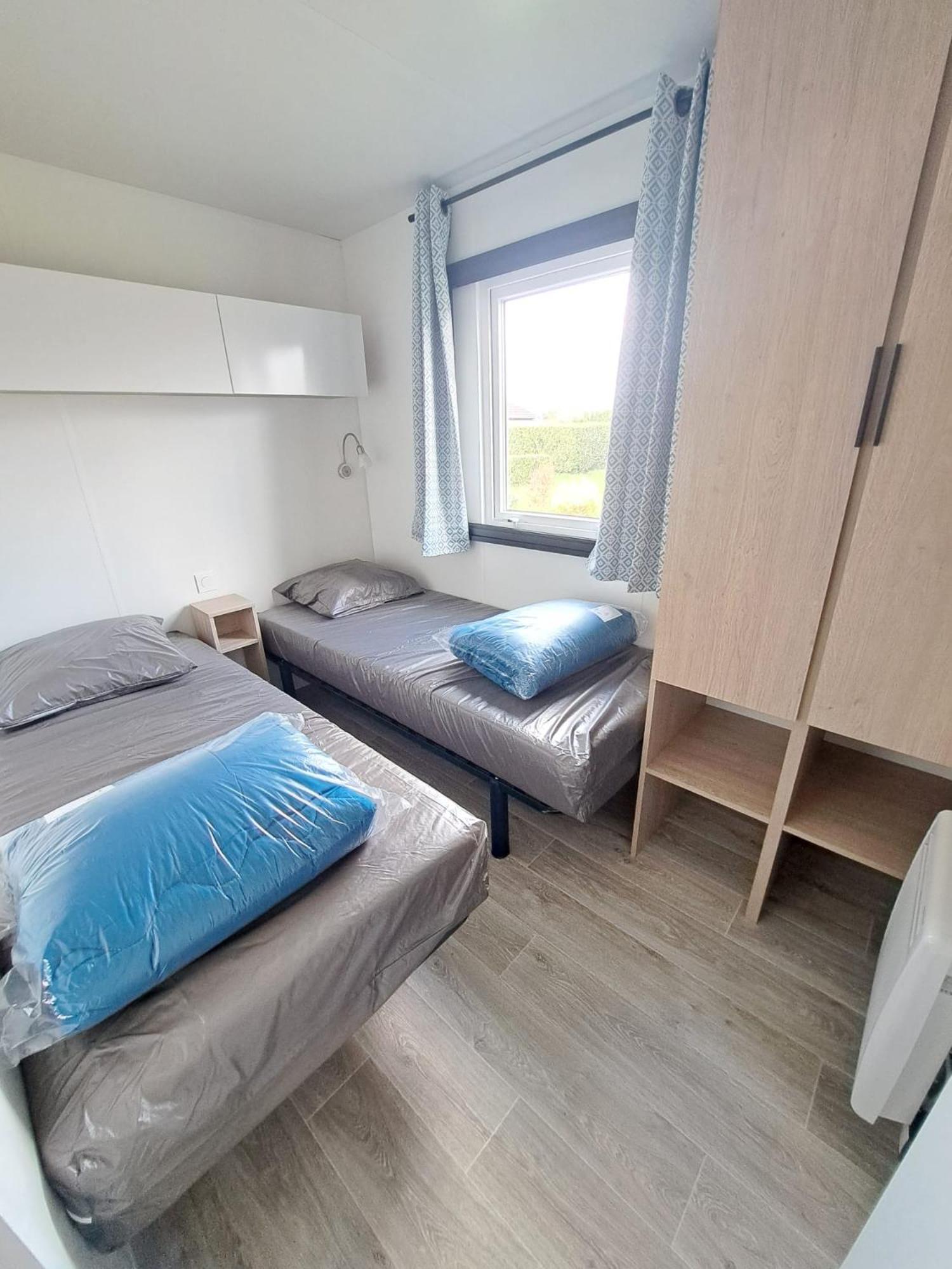 Camping Sainte Mere Eglise エクステリア 写真