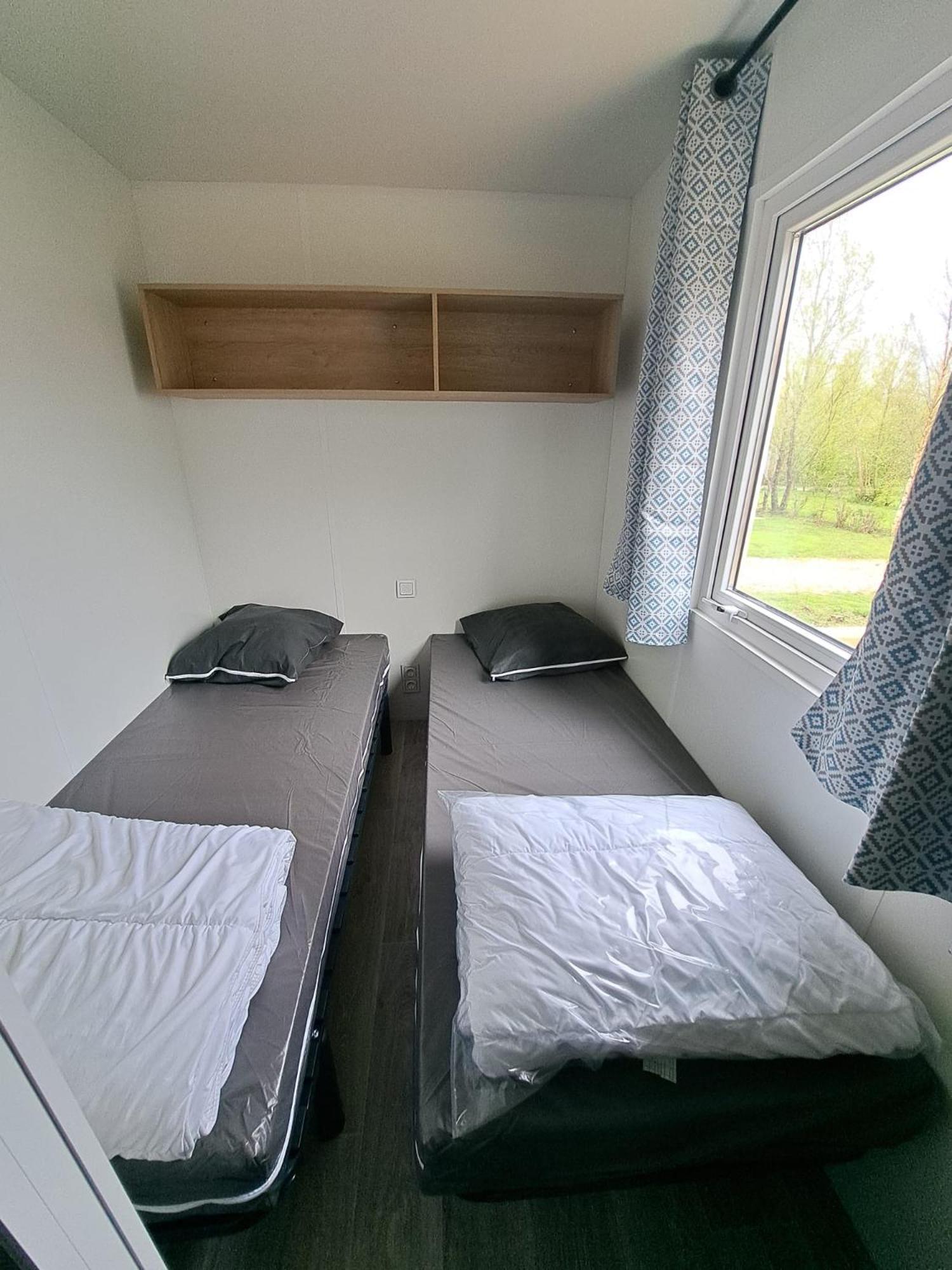 Camping Sainte Mere Eglise エクステリア 写真