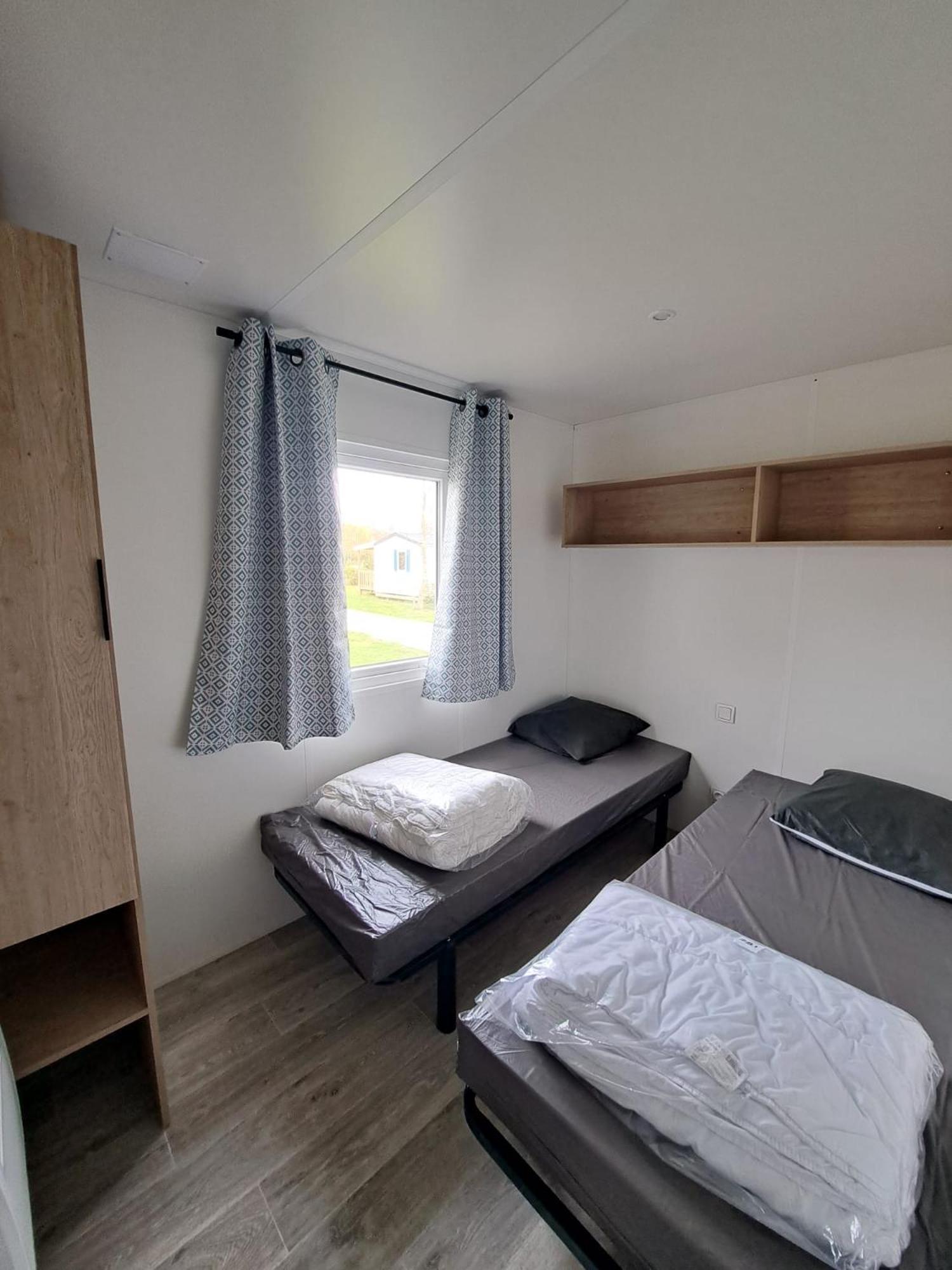 Camping Sainte Mere Eglise エクステリア 写真